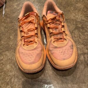 Lululemon strongfeel training shoe size 7